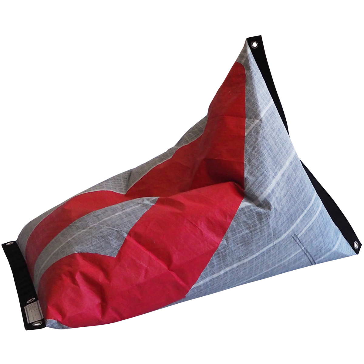 sail outdoor pouf-390-SPECIAL-ABU-DHABI-EDITION-b